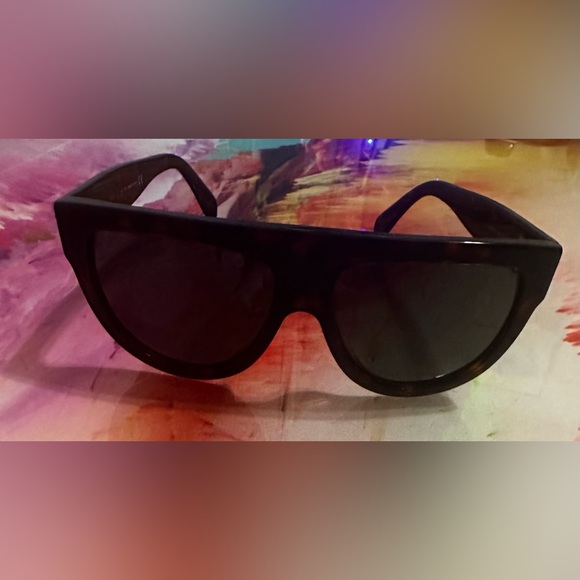CELINE Wayfarer Tinted Sunglasses - Picture 3 of 12